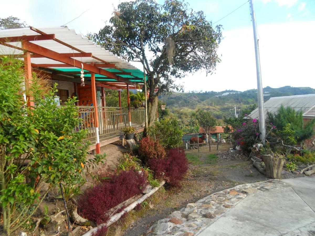 Casa Finca El Girasol Villa Guayabal de Siquima Exterior photo